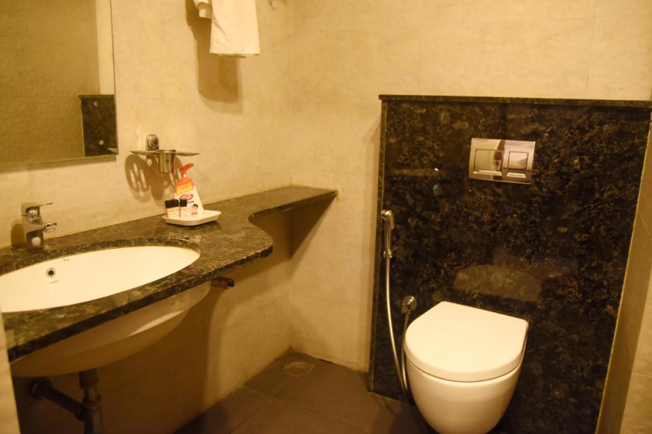 Hotel Om International Gokarna  Zewnętrze zdjęcie